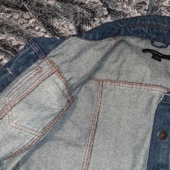 Pattern Sleeve Jean Jacket - Picture 6 of 6